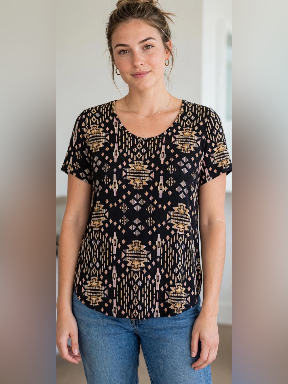 H&M Black Short Sleeve Tee with Pink and Tan Geometric Print